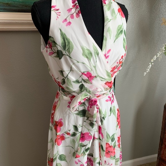Ryan Michelle Floral Sleeveless V-Neck Style Dress Size PS - Picture 17 of 17